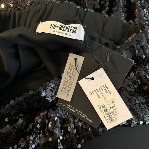 4th + Reckless Drape Sequin Mini Skirt | Black | Size XS (NWT) - Picture 7 of 10